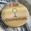 PRZYPINKA VINOSEXUAL WHITE - 2